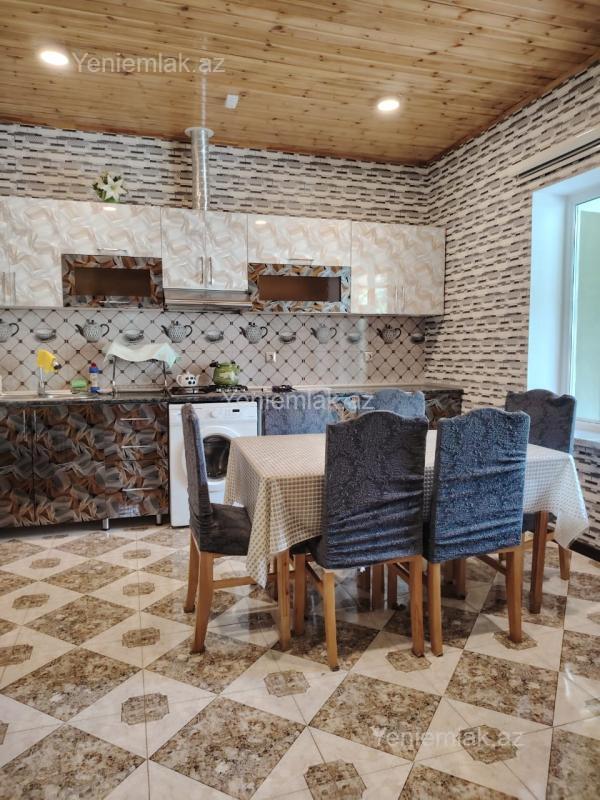 Günlük 4 otaqlı Həyət evi / Villa, 160 m², İsmayıllı — Ev, villa, İsmayıllı (12)
