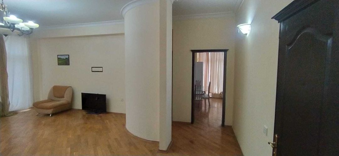 Satılır 12 otaqlı ofis 452 m² — Ofis, Bakı (3)