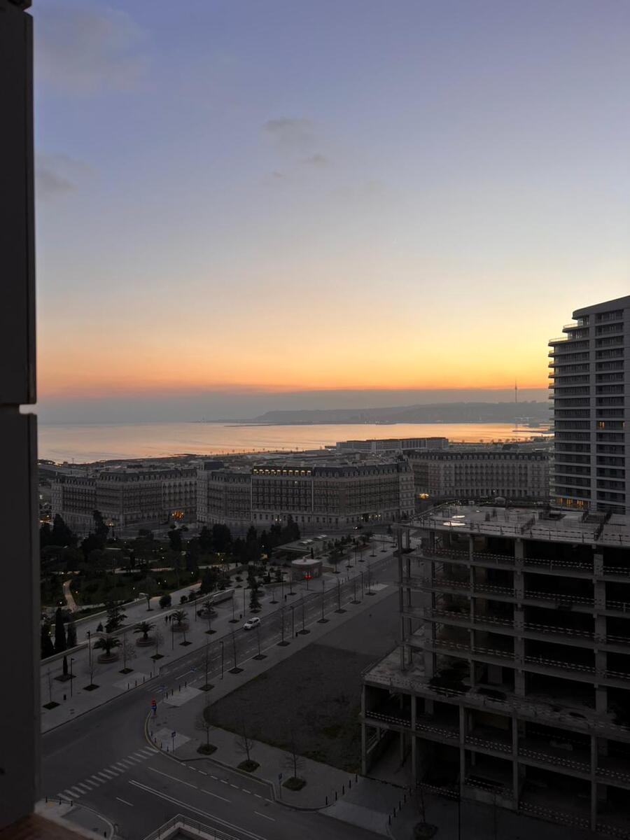 İcarəyə verilir 3 otaqlı yeni tikili 160 m² — Mənzil, Bakı