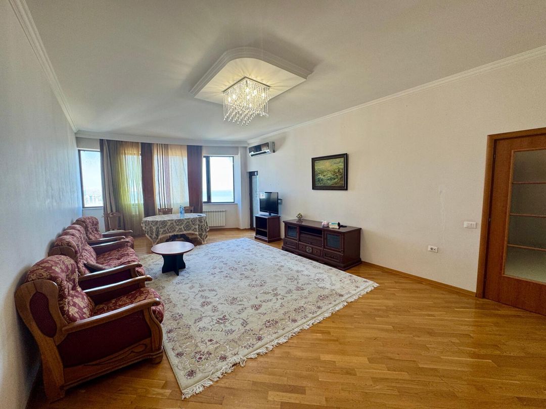 İcarəyə verilir 4 otaqlı yeni tikili 190 m² — Mənzil, Bakı (6)
