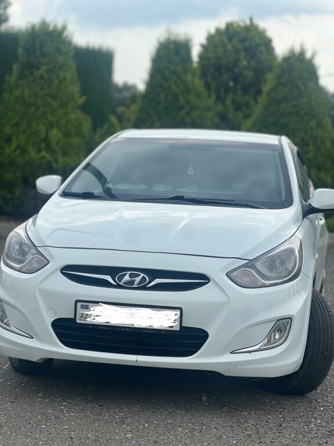 Hyundai Accent, 1.6 L, 2012 il, 255 000 km — Bakı