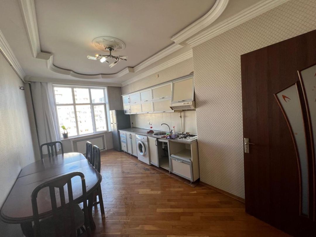 Satılır 3 otaqlı yeni tikili 150 m² — Mənzil, Bakı (10)
