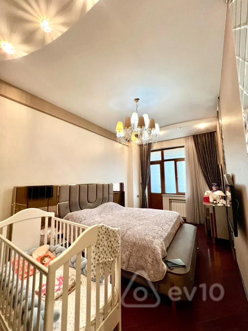 4 otaqlı mənzil, 217 m², Murtuza Muxtarov — Mənzil, Bakı (7)