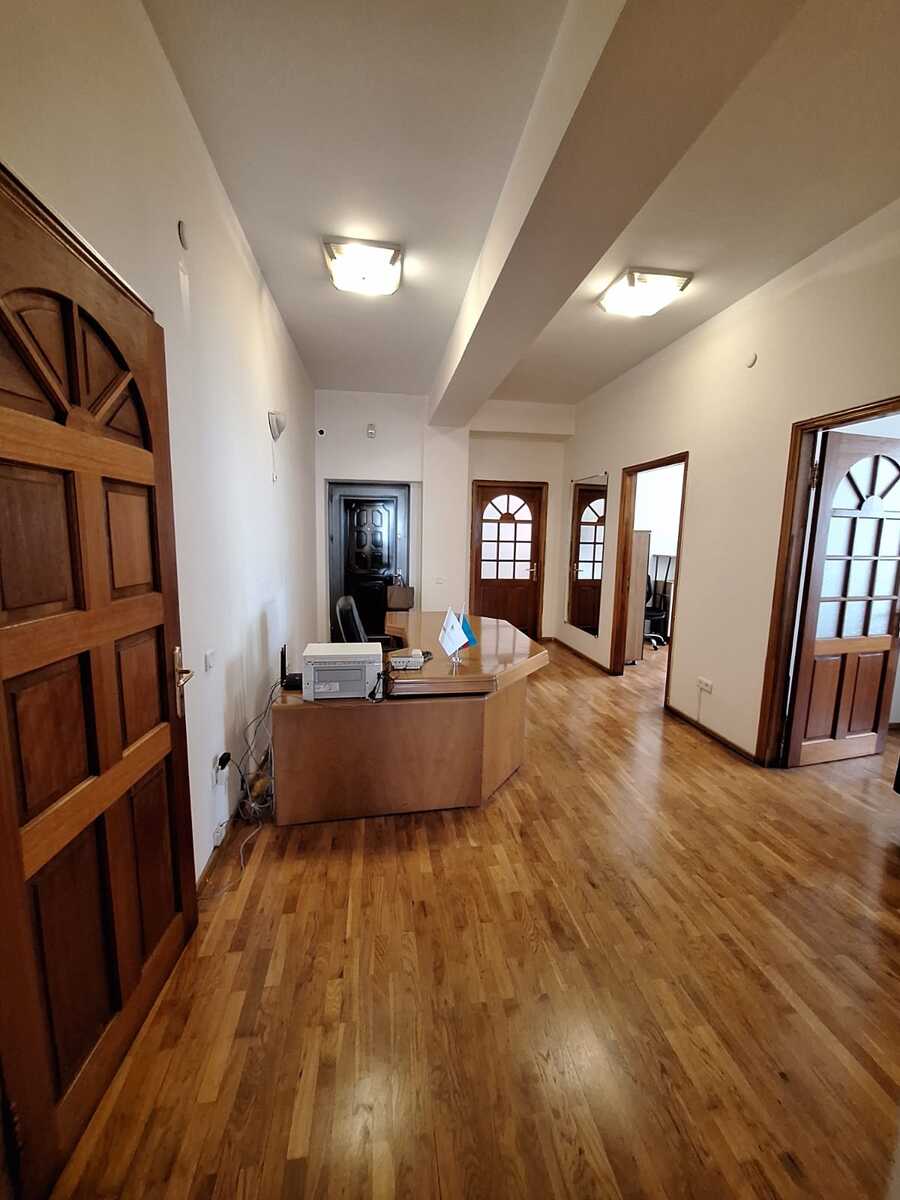 Satılır 4 otaqlı yeni tikili 170 m² — Mənzil, Bakı (11)