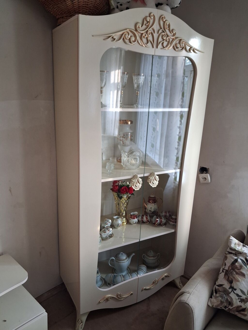 İşlənmiş, Masa və oturacaqlar, Azərbaycan — Qonaq otağı üçün, Gəncə (5)