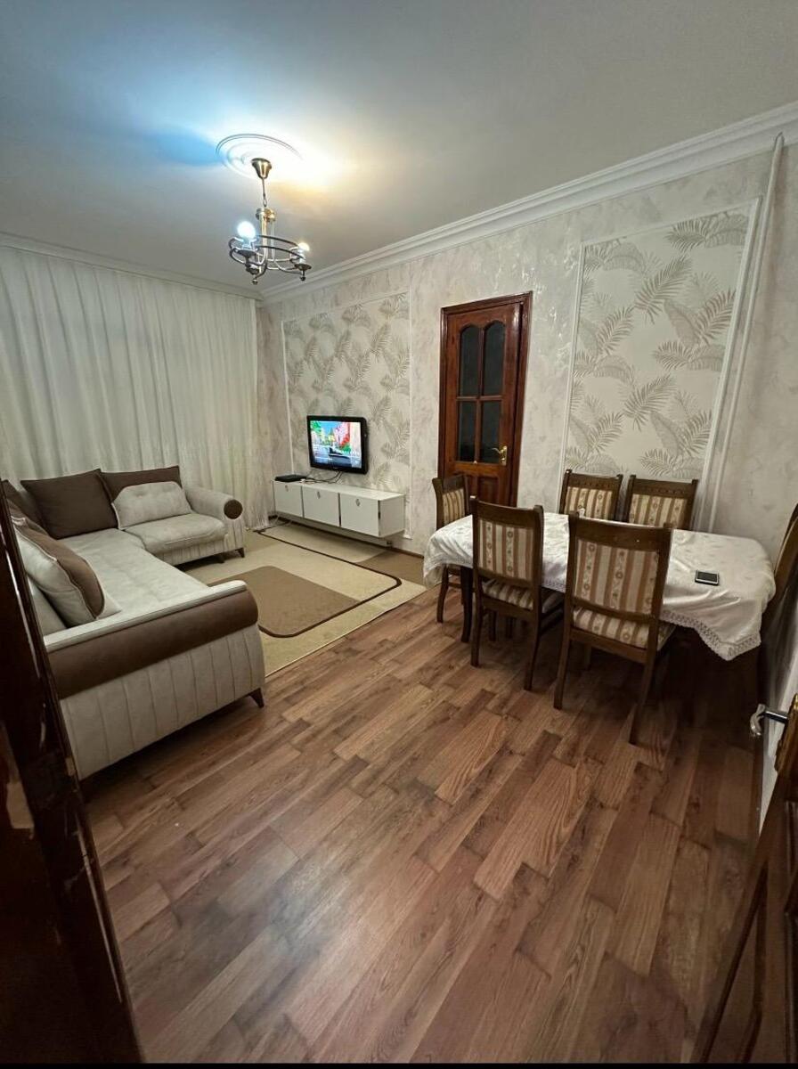 Satılır 2 otaqlı köhnə tikili 62 m² — Mənzil, Bakı (2)