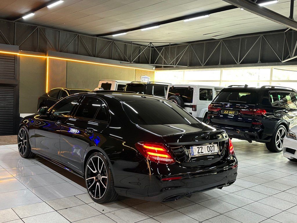Mercedes E 300, 2.0 L, 2018 il, 189 700 km — Avtomobillər, Bakı (8)
