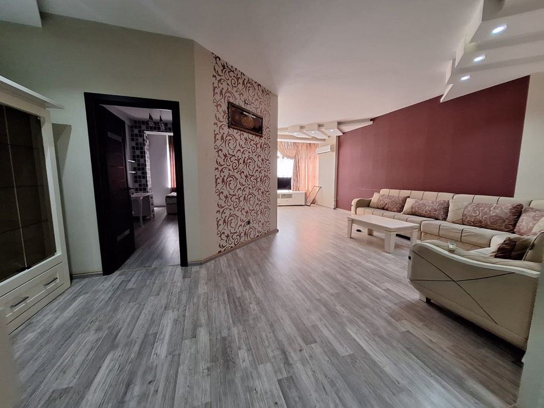4 otaqlı mənzil, 205 m², Sabit Orucov küç., Bakı — Mənzil, Bakı (4)