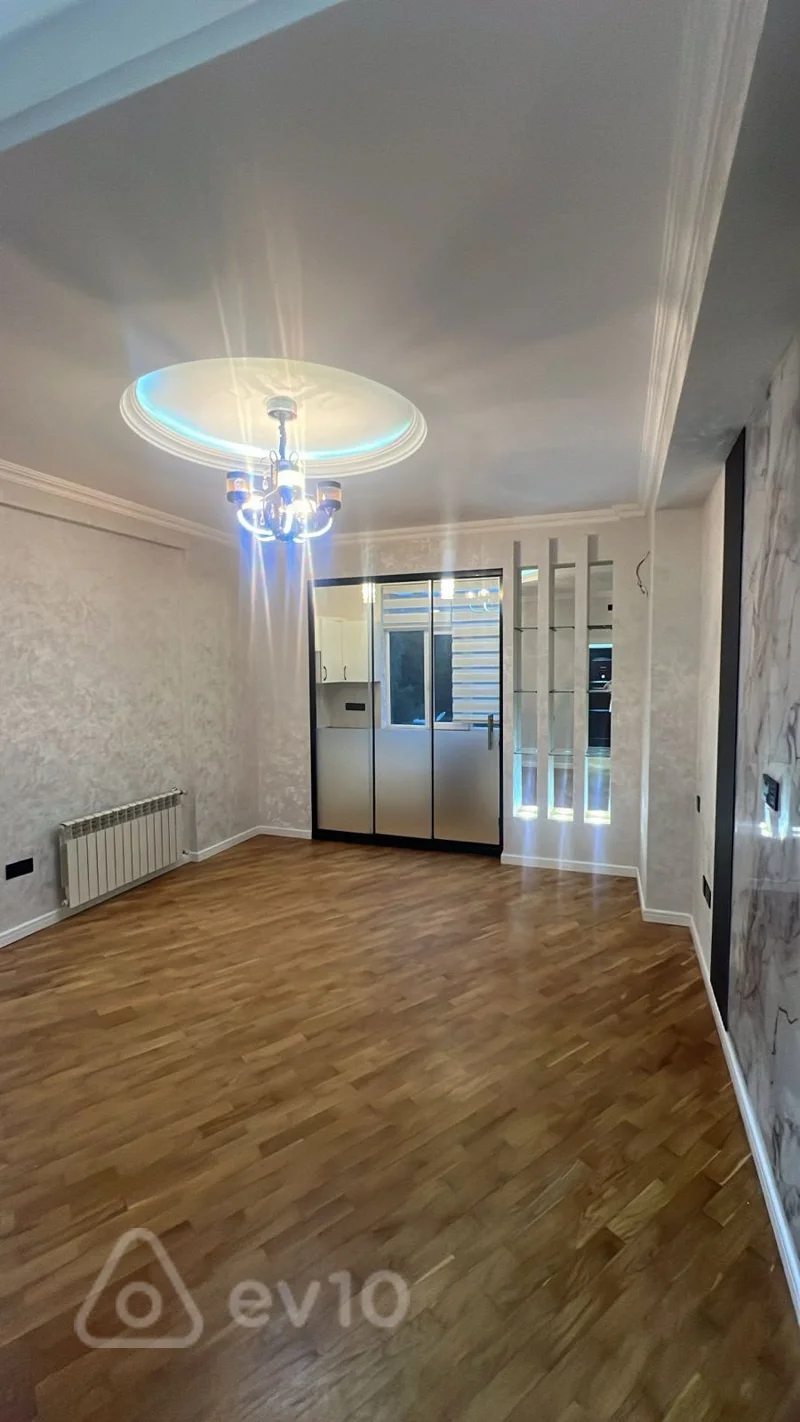 2 otaqlı mənzil, 62 m², Mir Cəlal küç — Mənzil, Bakı
