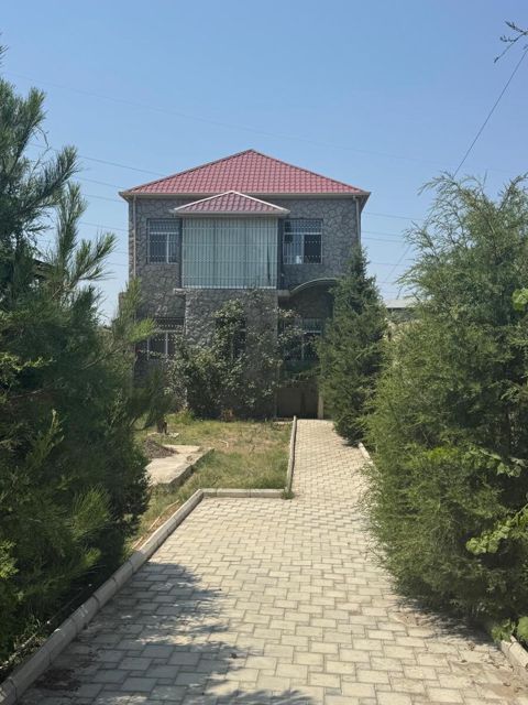 Satılır 4 otaqlı həyət evi/bağ evi 127 m² — Bakı