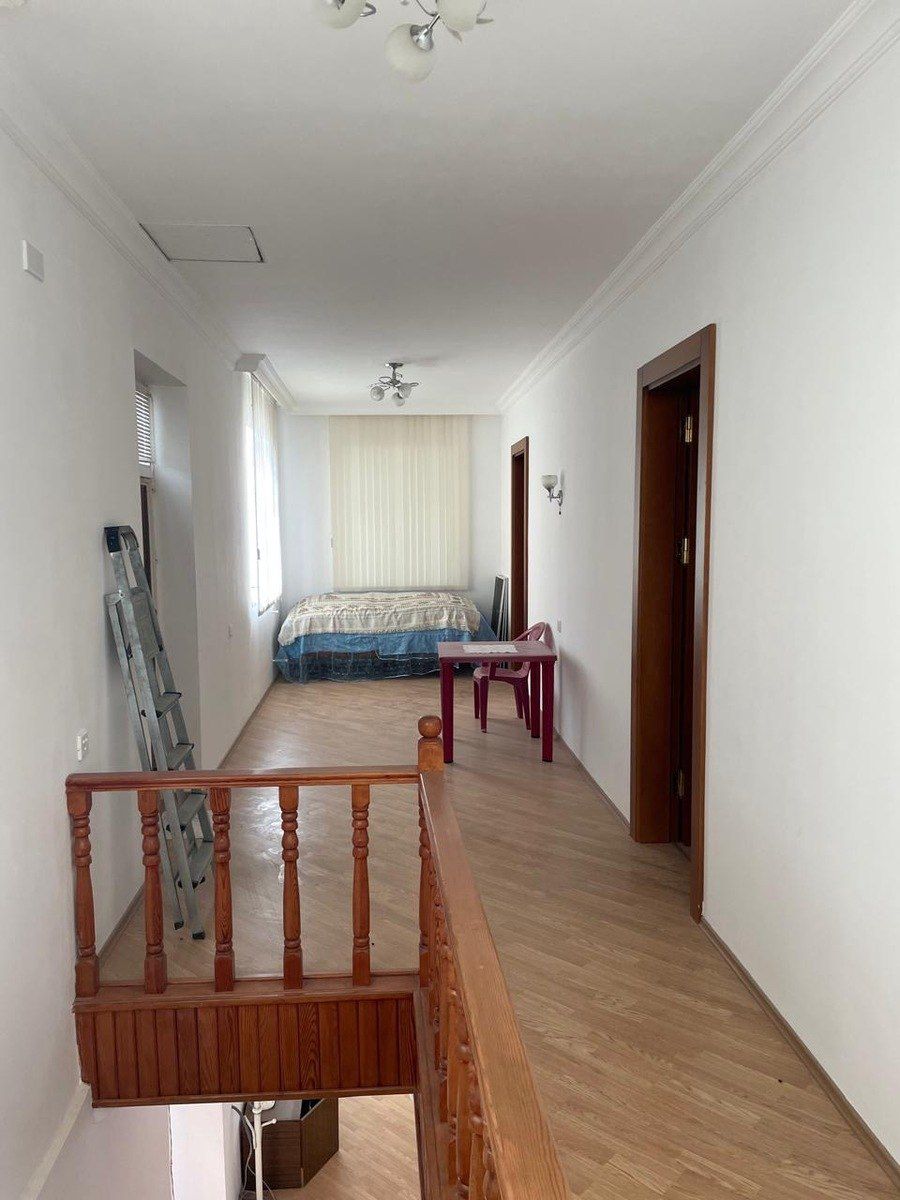Satılır 4 otaqlı həyət evi/bağ evi 218 m² — Ev, villa, Bakı (10)