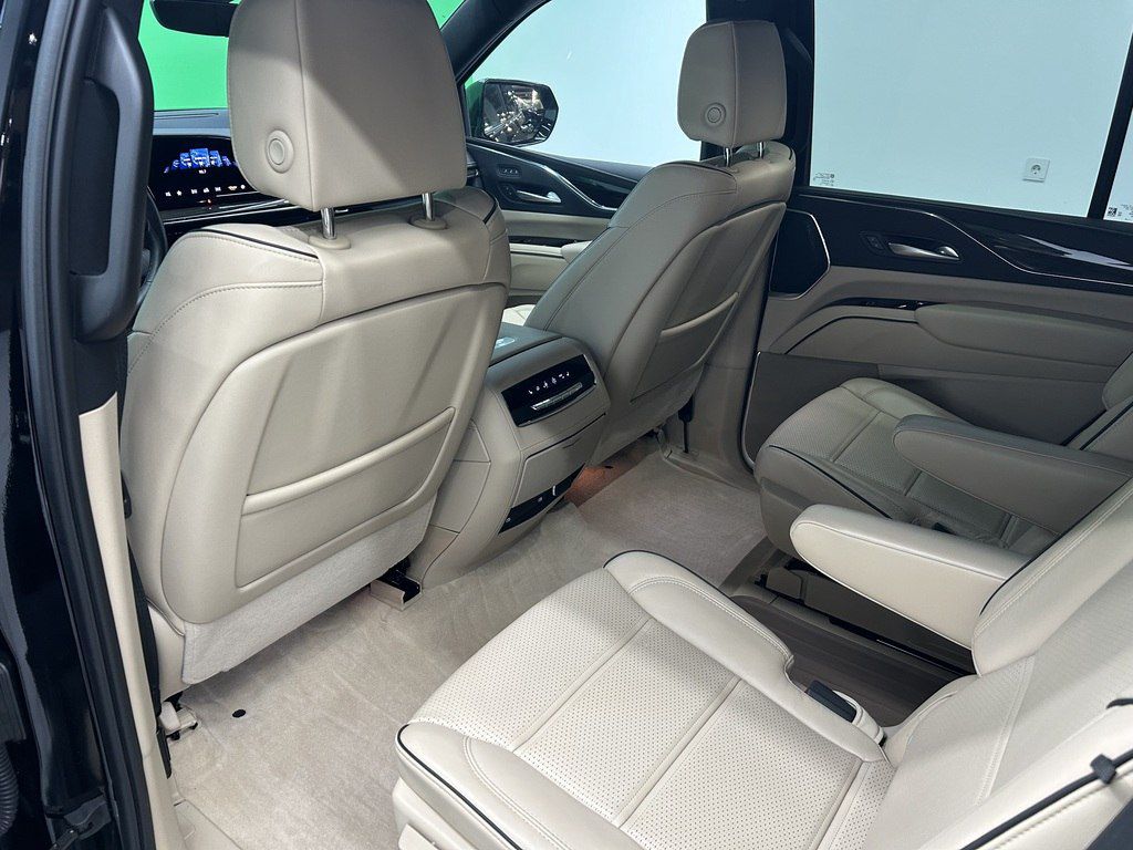 Cadillac Escalade, 3.0 L, 2024 il, 46 300 km — Avtomobillər, Bakı (11)