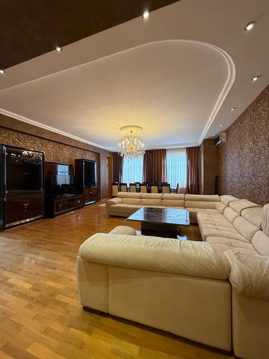 Satılır 6 otaqlı yeni tikili 280 m² — Mənzil, Bakı (11)