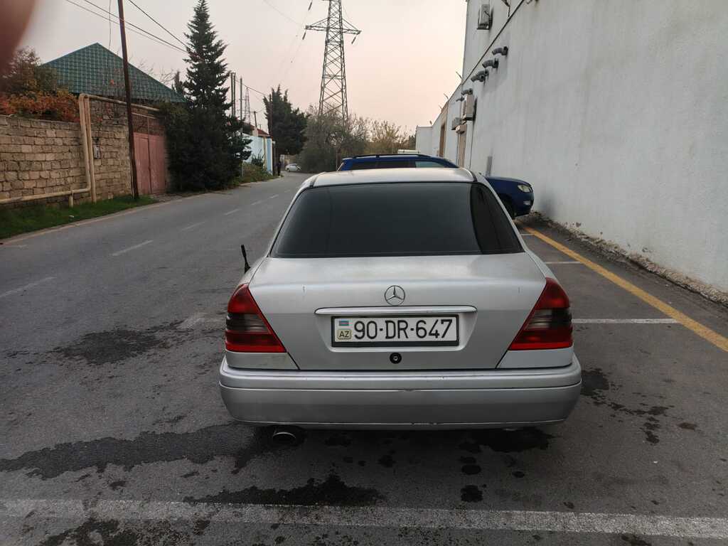 Mercedes C 180, 1.8 L, 1993 il, 300 000 km 90-DR-647 — Avtomobillər, Bakı (3)