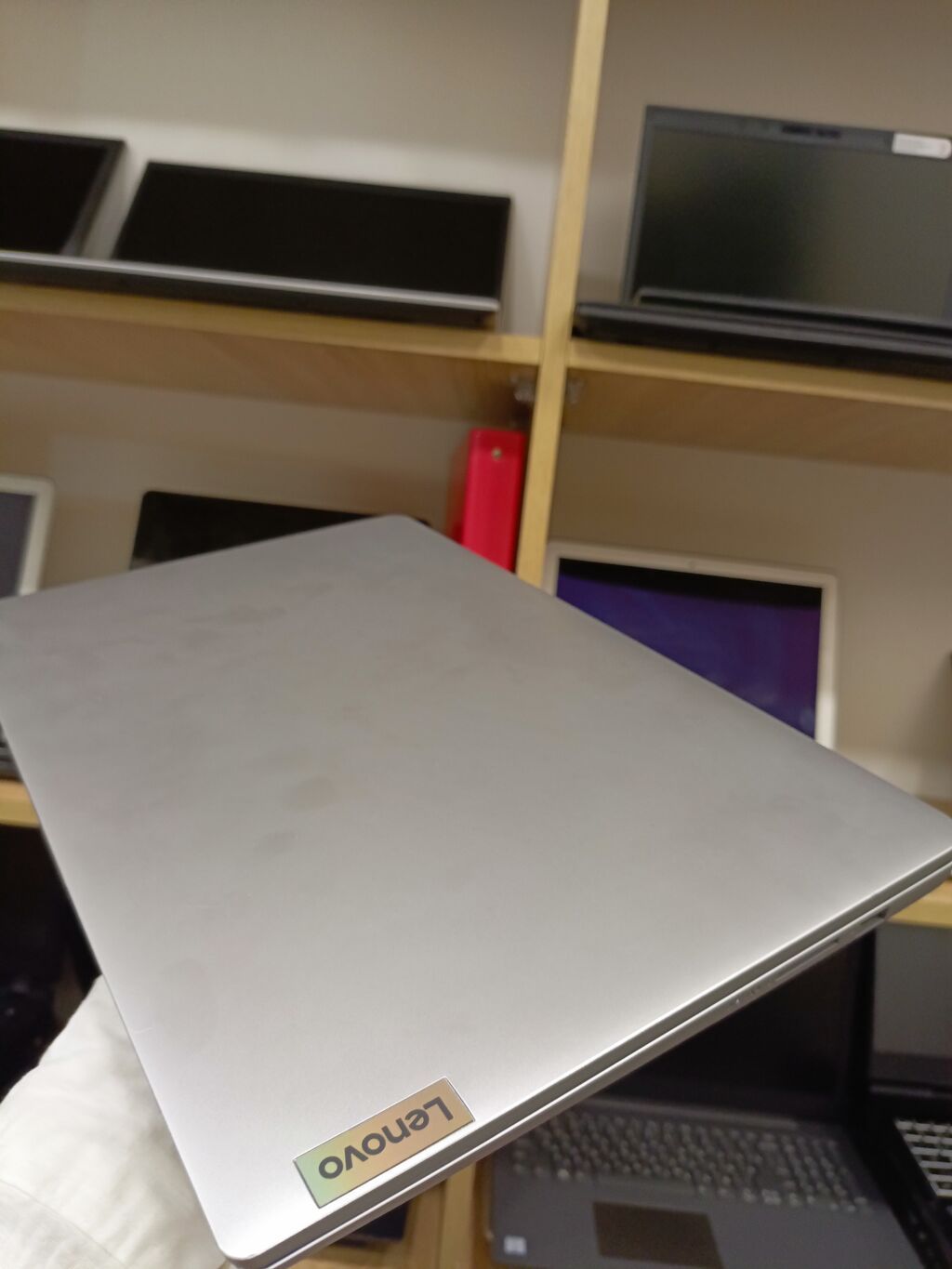 Təzə satışa çıxdı (karopka yoxdur) 8/512 Lenovo noutbuk — Lenovo, Bakı (2)