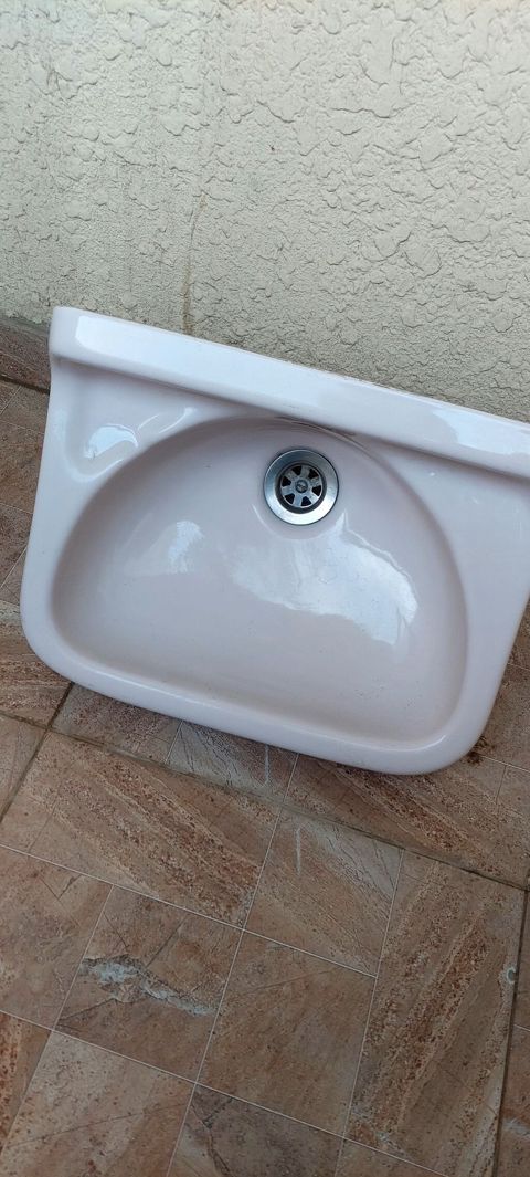 Divar tipli keramika əl yuma lavabosu - Material: yüksək keyfiyyətli — Bakı