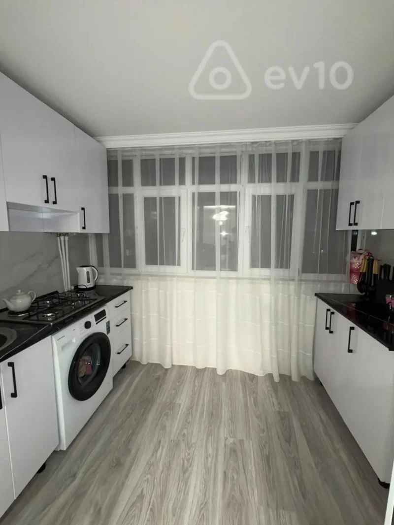 3 otaqlı mənzil, 95 m², Rüstəm Rüstəmov küçəsi — kirayə — Mənzil, Bakı (5)