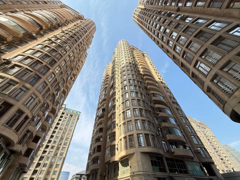 Satılır 4 otaqlı yeni tikili 191 m² — Bakı