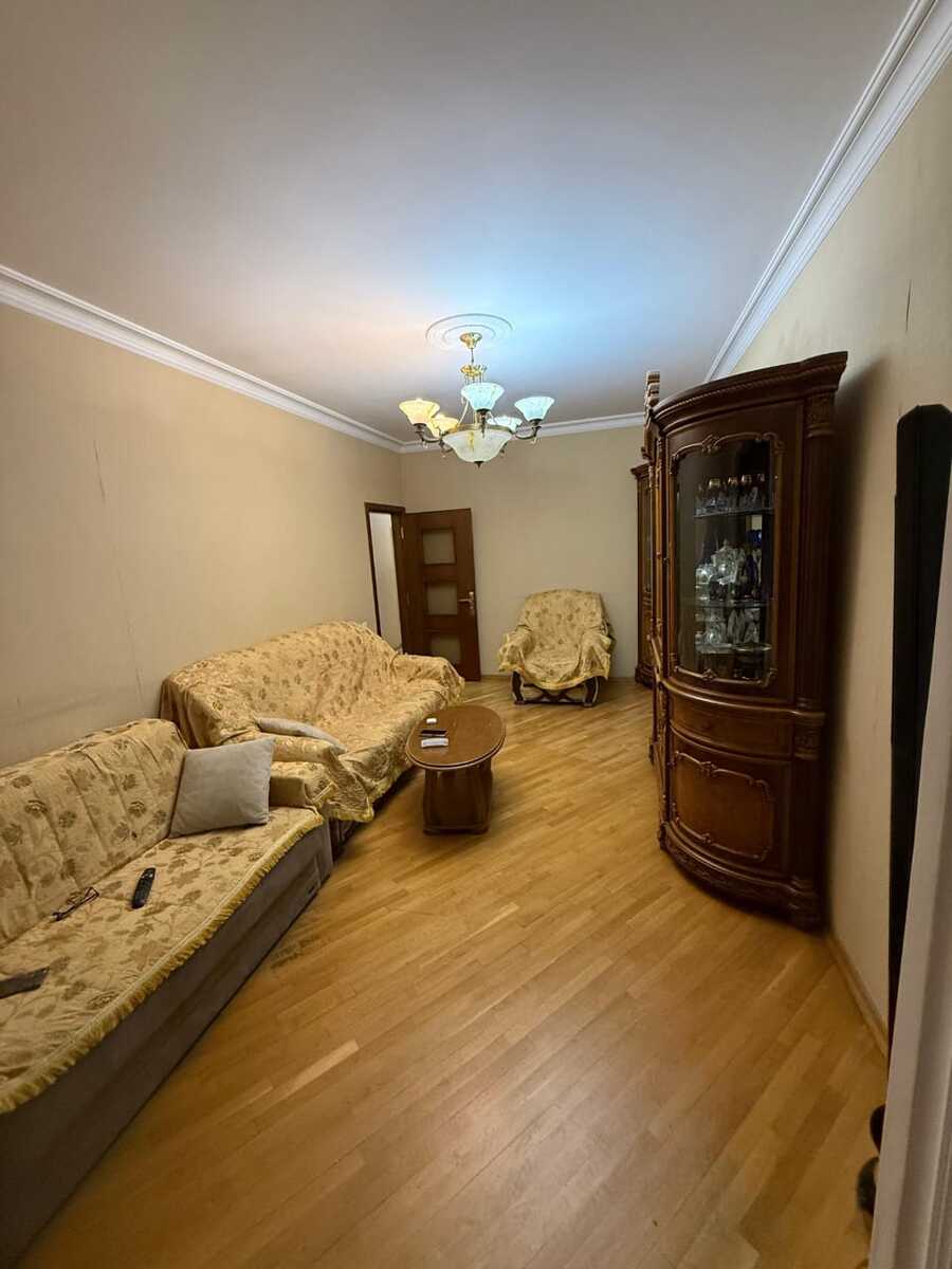 Satılır 4 otaqlı köhnə tikili 105 m² — Mənzil, Bakı (5)
