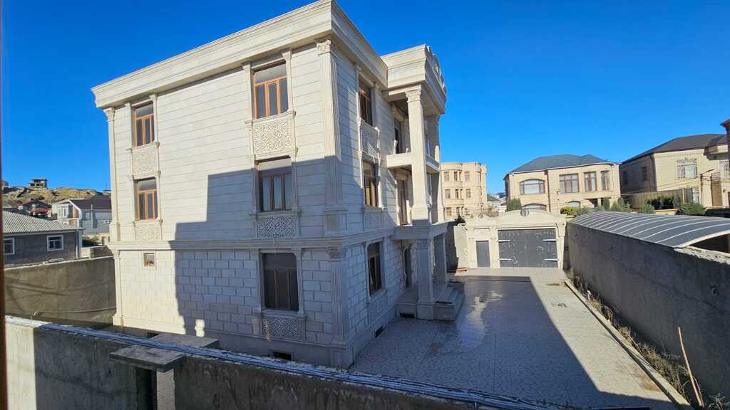 Satılır 9 otaqlı həyət evi/bağ evi 600 m² — Ev, villa, Bakı (11)