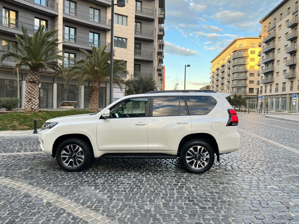 Toyota Land Cruiser Prado, 2.8 L, 2022 il, 70 000 km — Avtomobillər, Bakı (8)