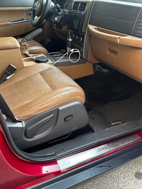 Jeep Liberty, 3.7 L, 2011 il, 140 000 km — Avtomobillər, Bakı (10)
