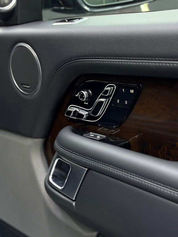 Land Rover Range Rover, 3.0 L, 2019 il, 163 000 km — Avtomobillər, Bakı (11)