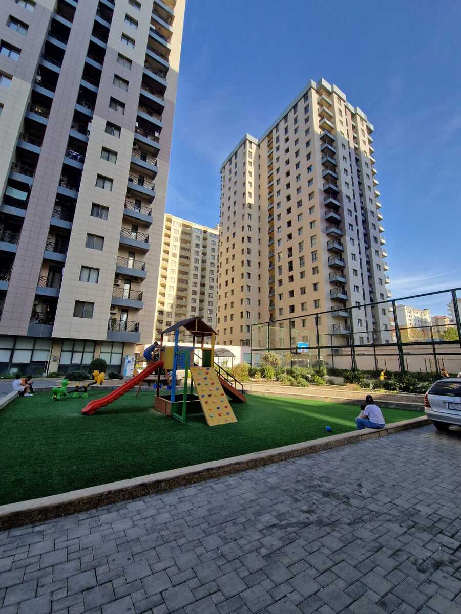 Satılır 4 otaqlı yeni tikili 191 m² — Mənzil, Bakı (2)