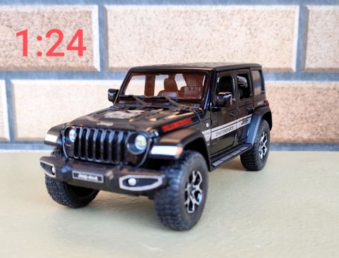 Avtomobil Wrangler Rubicon 1:24, səs və işıq ilə, qara — Bakı