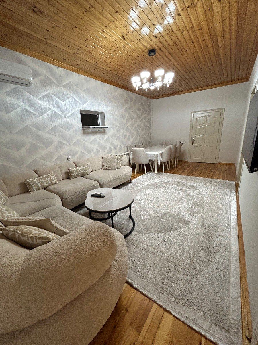 Həyət evi, NZS qəs — Ev, villa, Bakı (2)