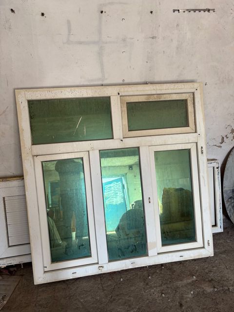 PVC pəncərə bloku - Material: ağ rəngli PVC profil - Konstruksiya — Sumqayıt