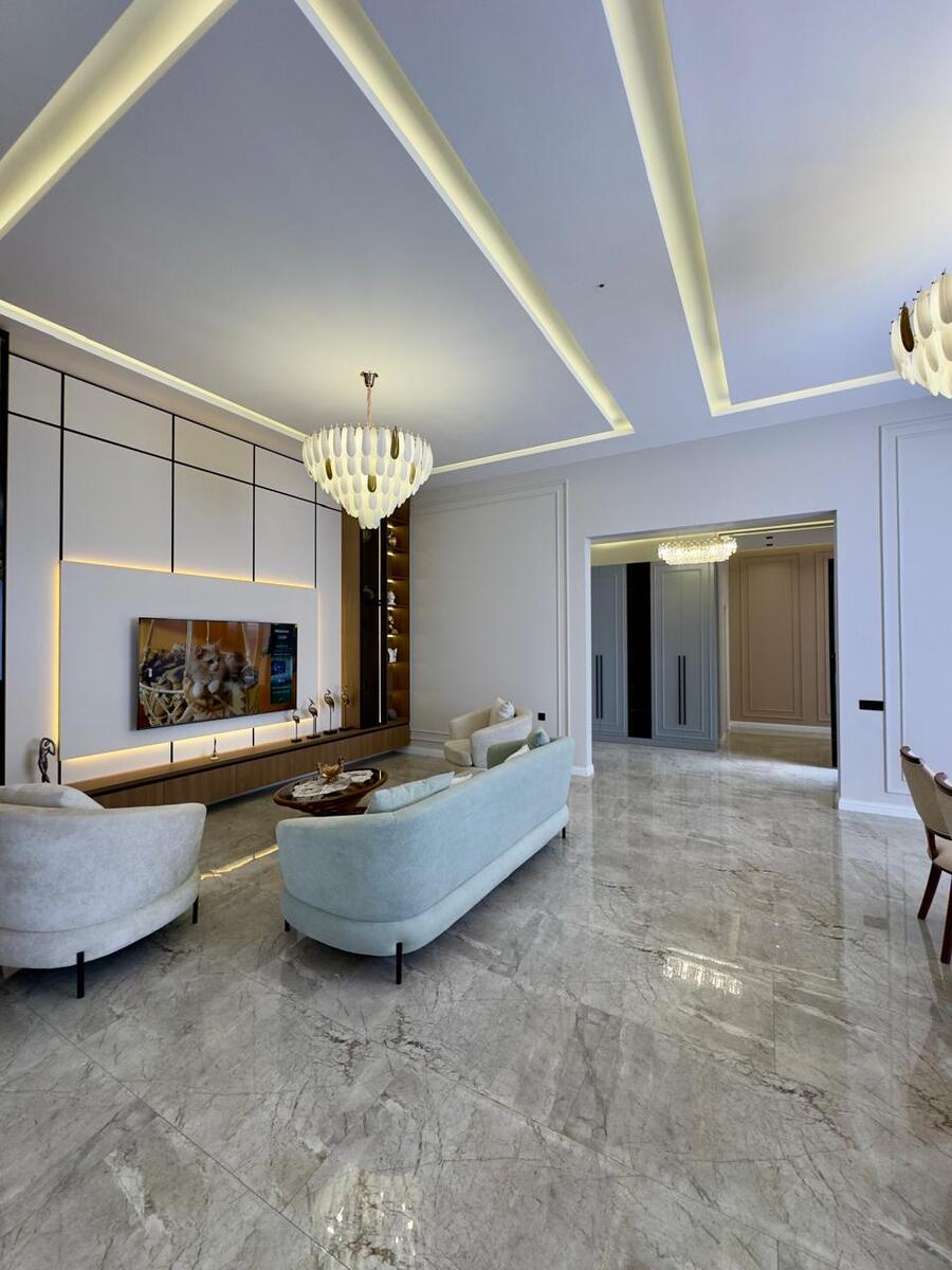 Satılır 5 otaqlı həyət evi/bağ evi 220 m² — Ev, villa, Bakı (9)