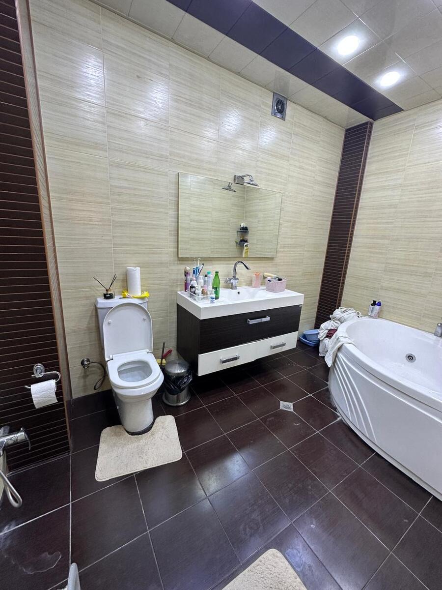 Satılır 4 otaqlı yeni tikili 231 m² — Mənzil, Bakı (12)