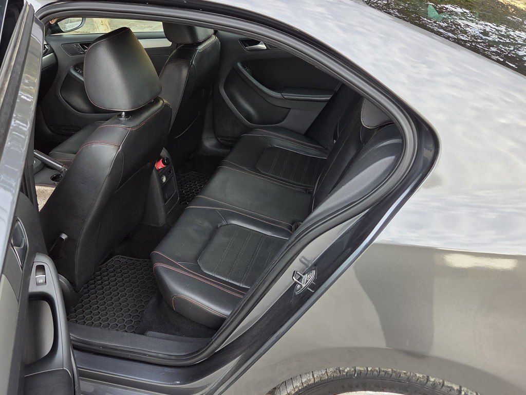 Volkswagen Jetta, 2.0 L, 2013 il, 276 000 km 99-HN-805 — Avtomobillər, Bakı (9)