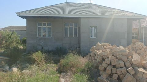 Satılır 4 otaqlı həyət evi/bağ evi 107 m² — Bakı