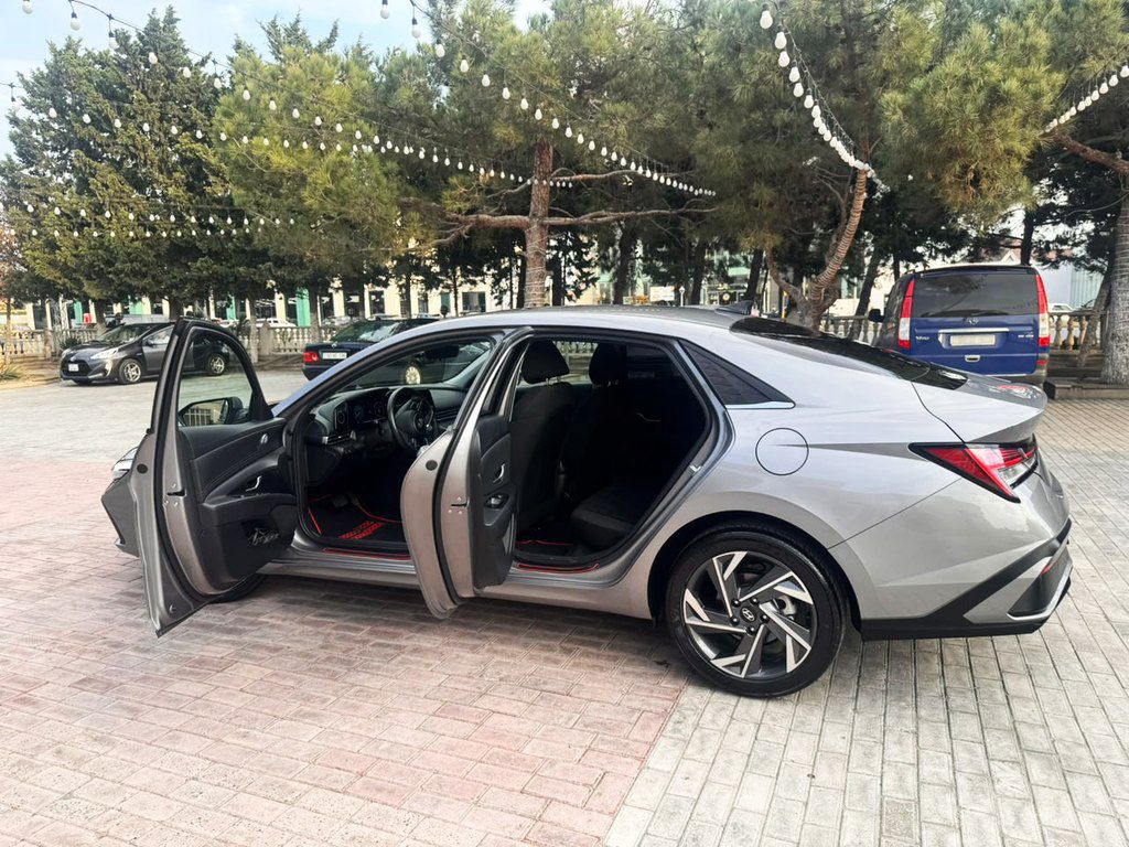 Hyundai Elantra, 1.6 L, 2024 il, 31 000 km — Avtomobillər, Bakı (10)