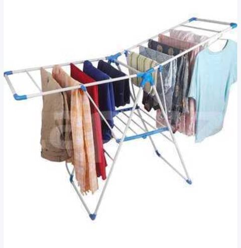 Paltarqurudan asılqan – qatlanan, rahat daşınan model. - Material — Bakı