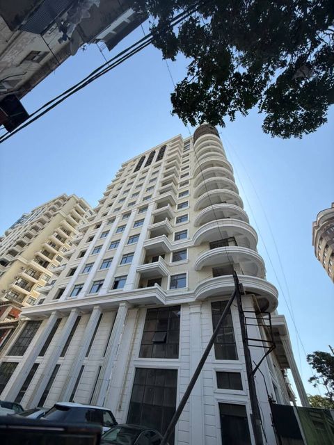 Satılır 3 otaqlı yeni tikili 109.7 m² — Bakı