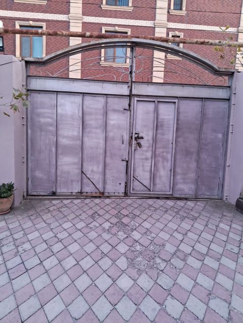 Metal darvaza - Material: qalın metal/sinklənmiş dəmir konstruksiya — Novxanı