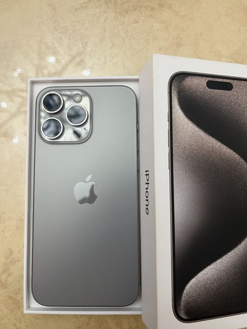 Apple iPhone 15 Pro Max Natural Titanium 256GB/8GB — Bakı