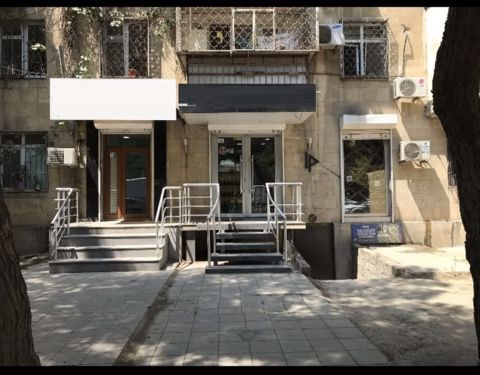 Satılır obyekt 35 m² — Bakı