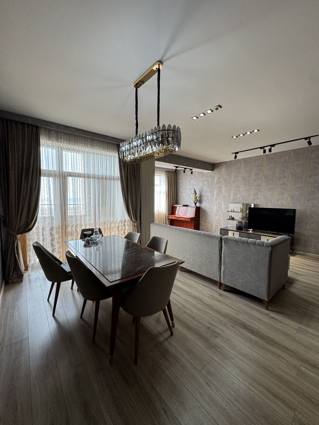 Satılır 4 otaqlı yeni tikili 210 m² — Mənzil, Bakı (2)