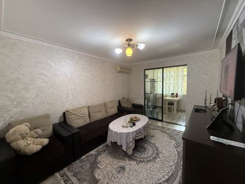 Satılır 2 otaqlı köhnə tikili 40 m² — Bakı