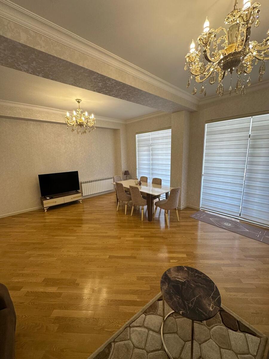 İcarəyə verilir 3 otaqlı yeni tikili 130 m² — Mənzil, Bakı (2)
