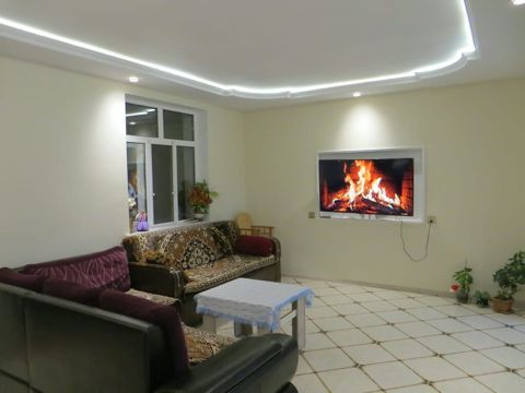 Bakı, Zabrat, 5 otaqlı, Köhnə tikili, m. Koroğlu, 150 kv. m — Bakı