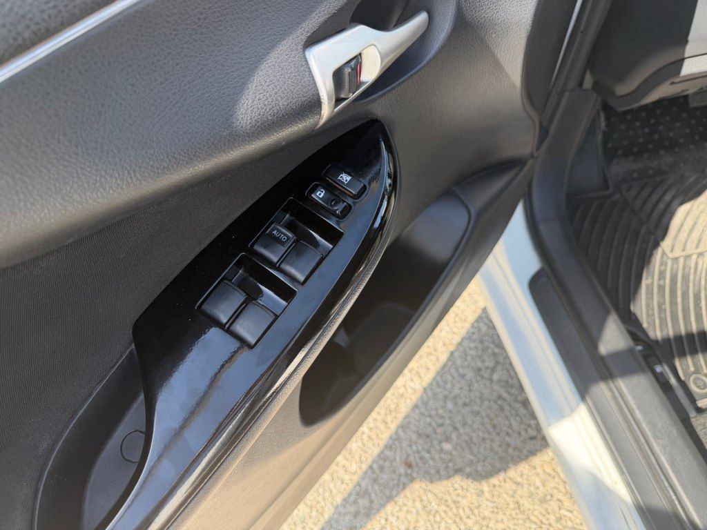 Toyota Corolla, 1.6 L, 2013 il, 255 000 km — Avtomobillər, Bakı (12)