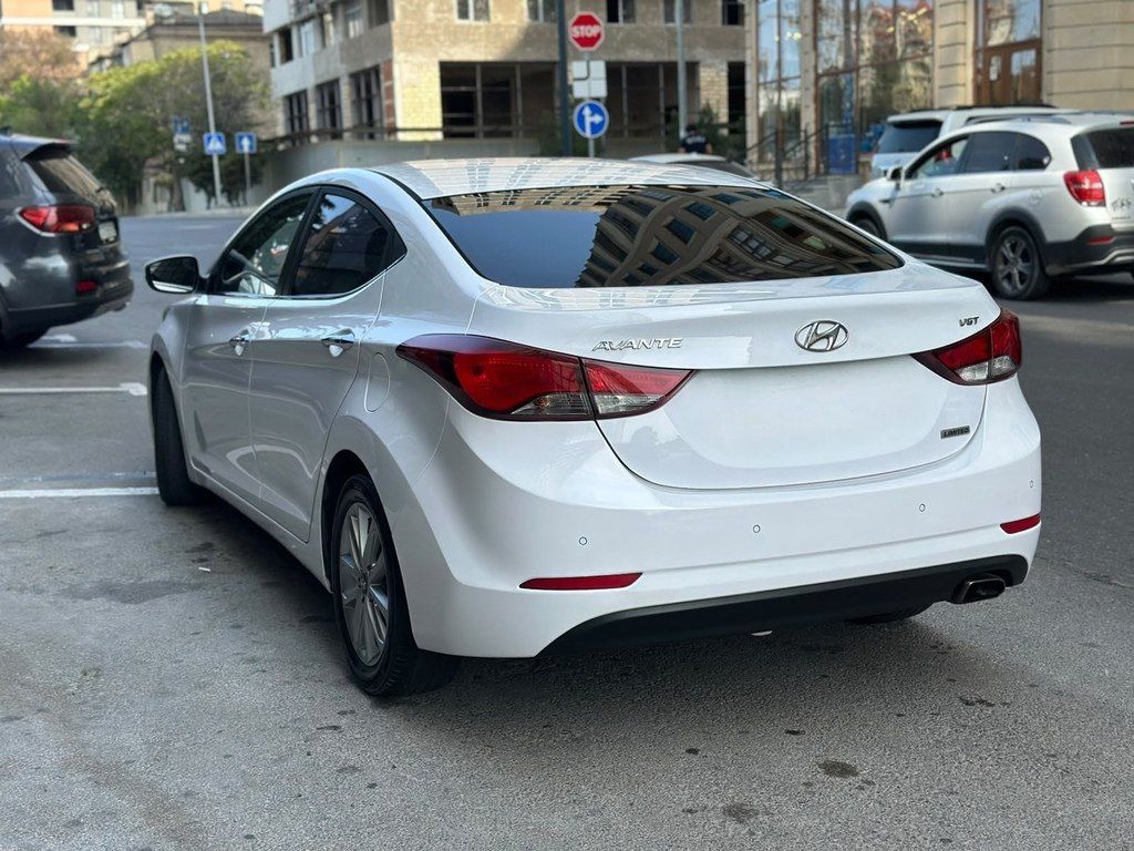 Hyundai Avante, 1.6 L, 2014 il, 244 880 km — Avtomobillər, Bakı (6)