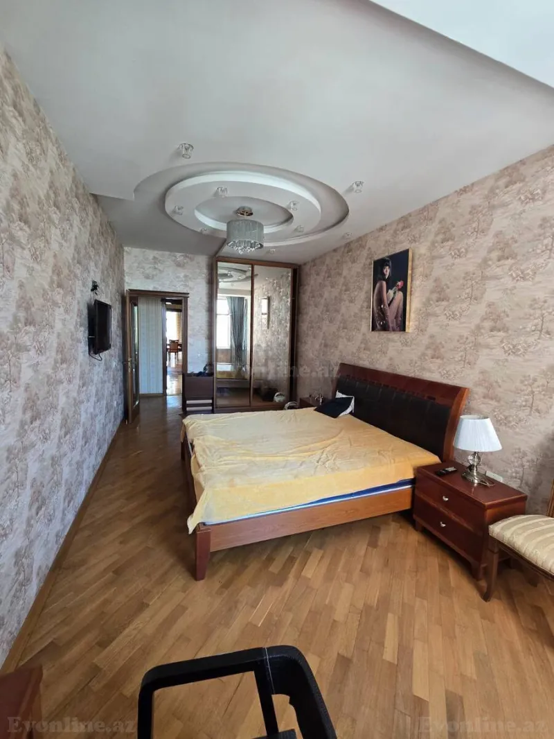 Satılır 3 otaqlı Mənzil Yeni tikili 161 m² Bakı, Nəsimi r., 28 May m — Mənzil, Bakı (4)