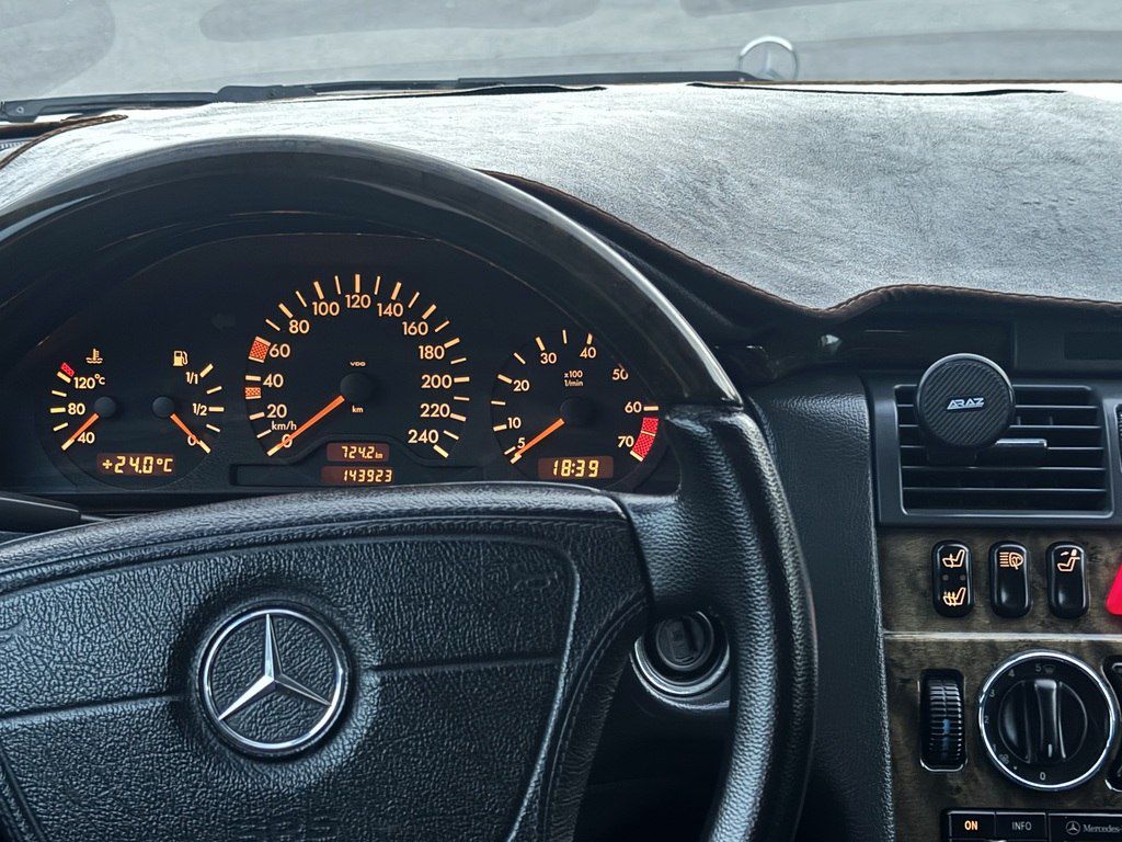 Mercedes C 230, 2.3 L, 1998 il, 143 925 km — Avtomobillər, Bakı (3)