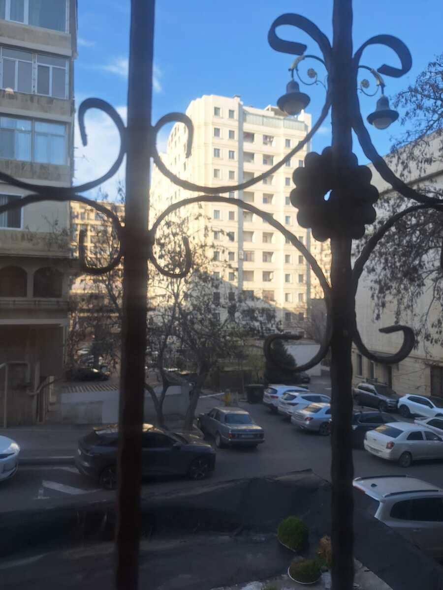 Satılır 2 otaqlı köhnə tikili 55 m² — Mənzil, Bakı (12)
